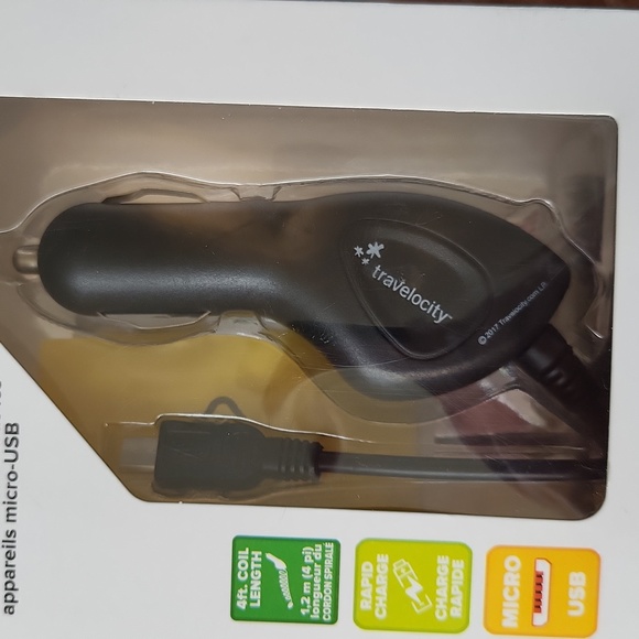 Brand New TRAVELOCITY UNIVERSAL USB CAR CHARGER - Picture 2 of 3